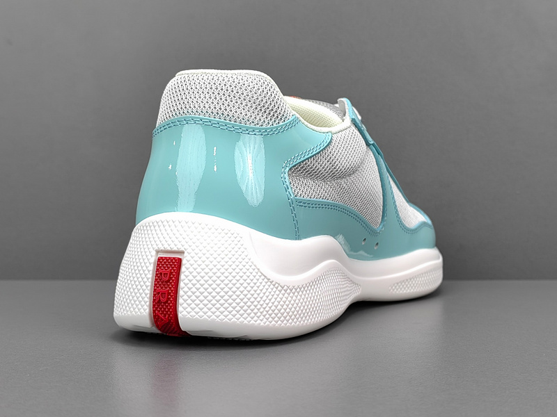 Pra*a Sneakers