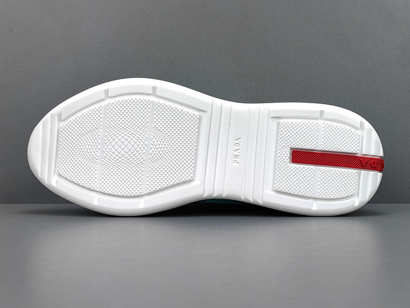 Pra*a Sneakers
