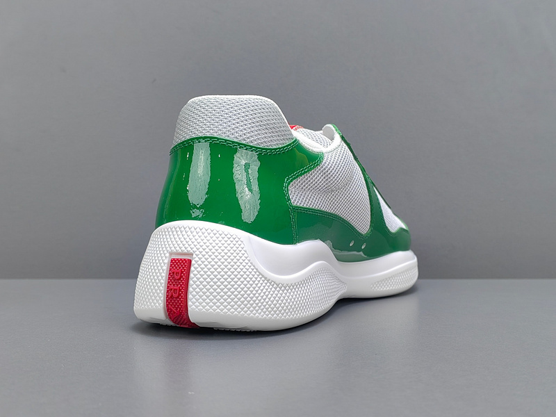 Pra*a Sneakers