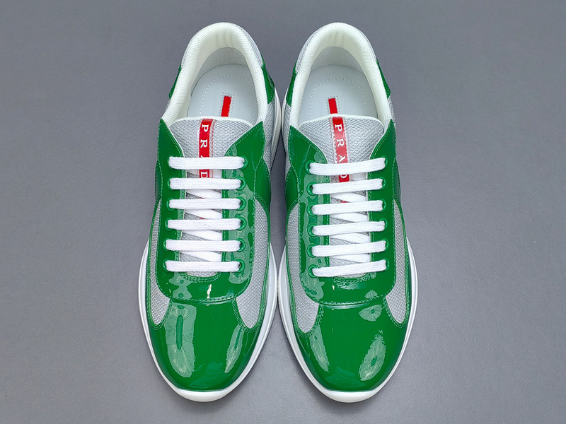 Pra*a Sneakers