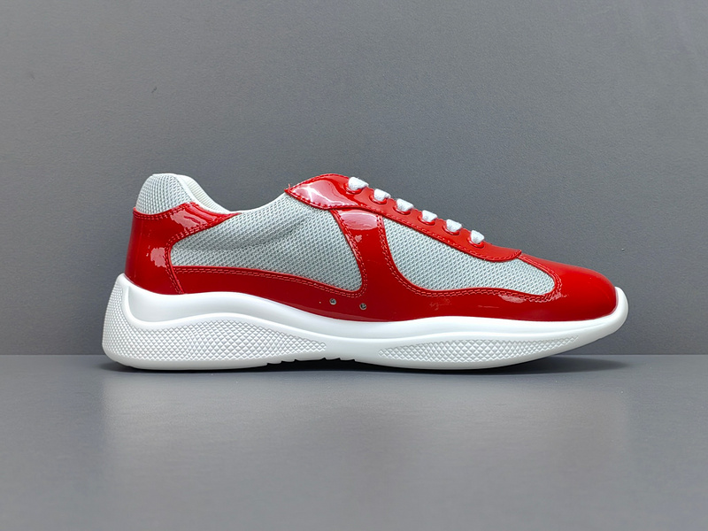 Pra*a Sneakers