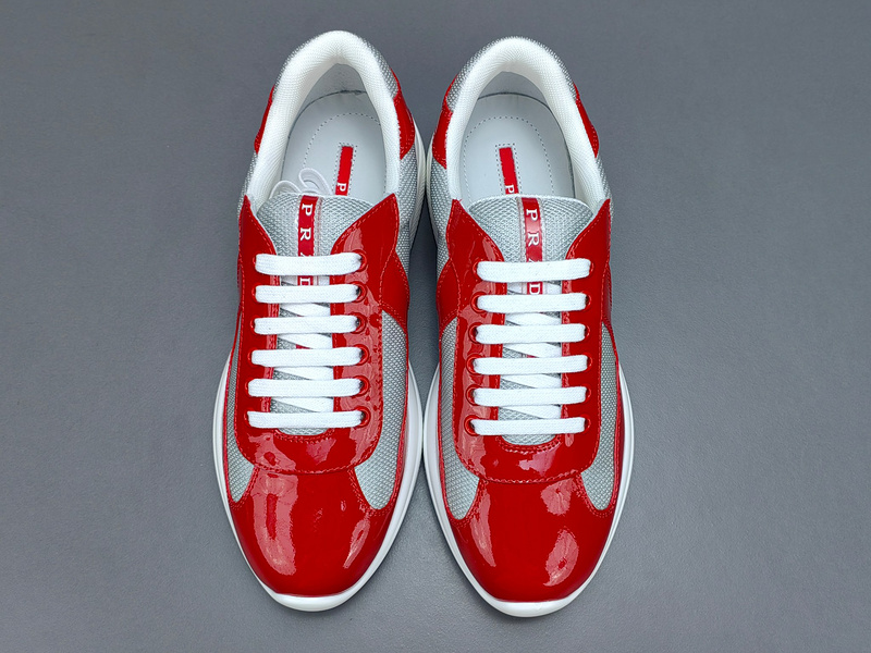 Pra*a Sneakers