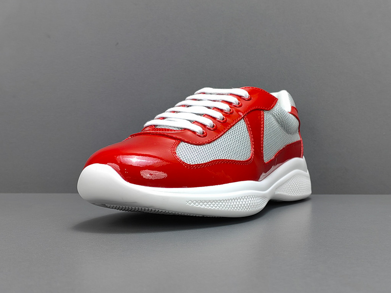 Pra*a Sneakers