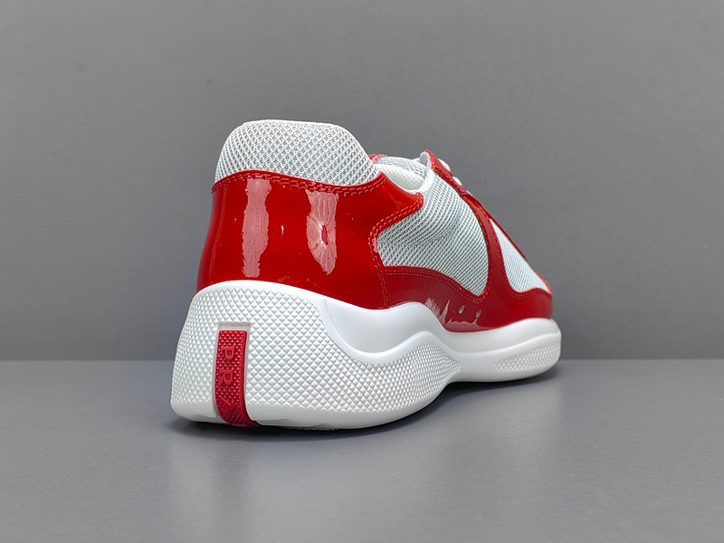 Pra*a Sneakers