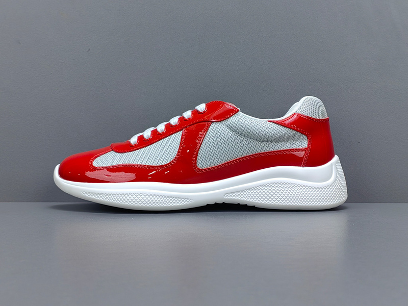 Pra*a Sneakers