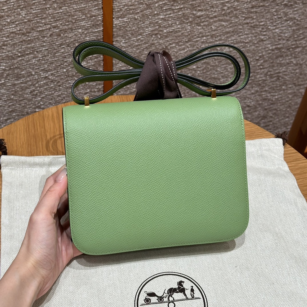 H**me5 Constance-19CM