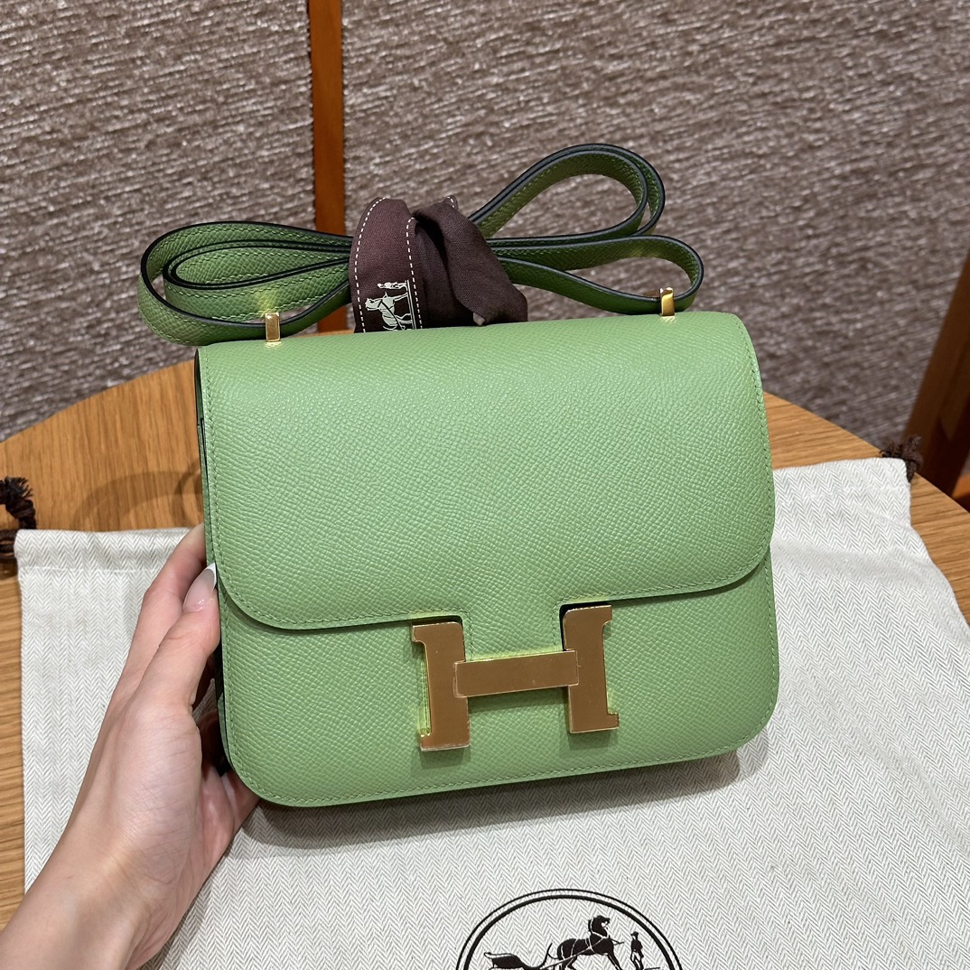 H**me5 Constance-19CM