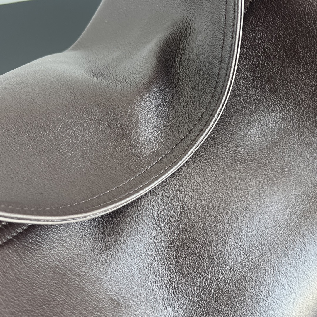 B0tt*ga Ven*ta Shoulder Bag-54x24x13CM