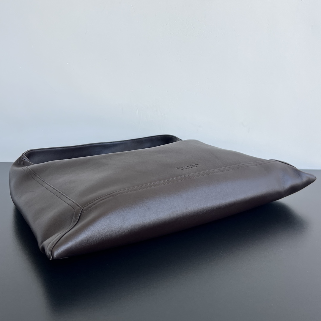 B0tt*ga Ven*ta Shoulder Bag-54x24x13CM