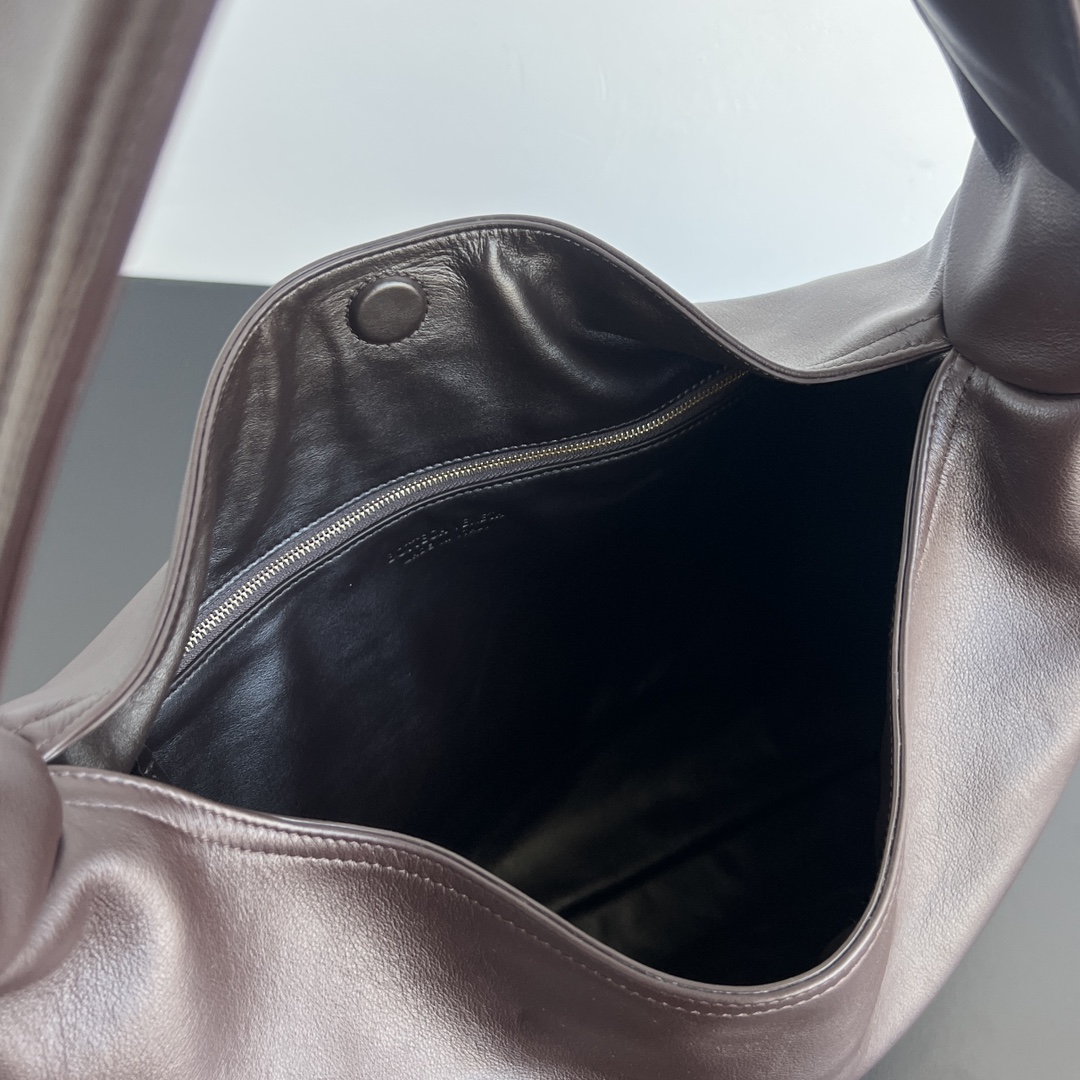 B0tt*ga Ven*ta Shoulder Bag-54x24x13CM