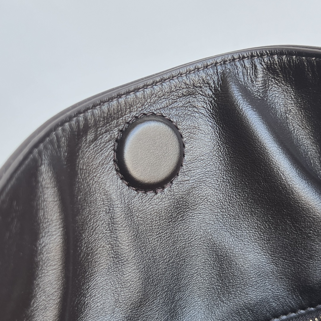 B0tt*ga Ven*ta Shoulder Bag-54x24x13CM