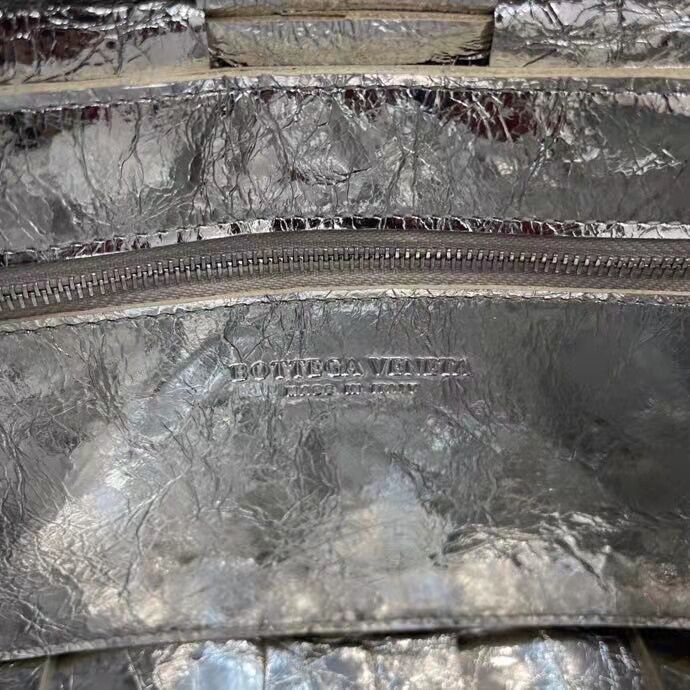 bo*te*ga Ve*ne*ta crossbody bag-23*15*6cm