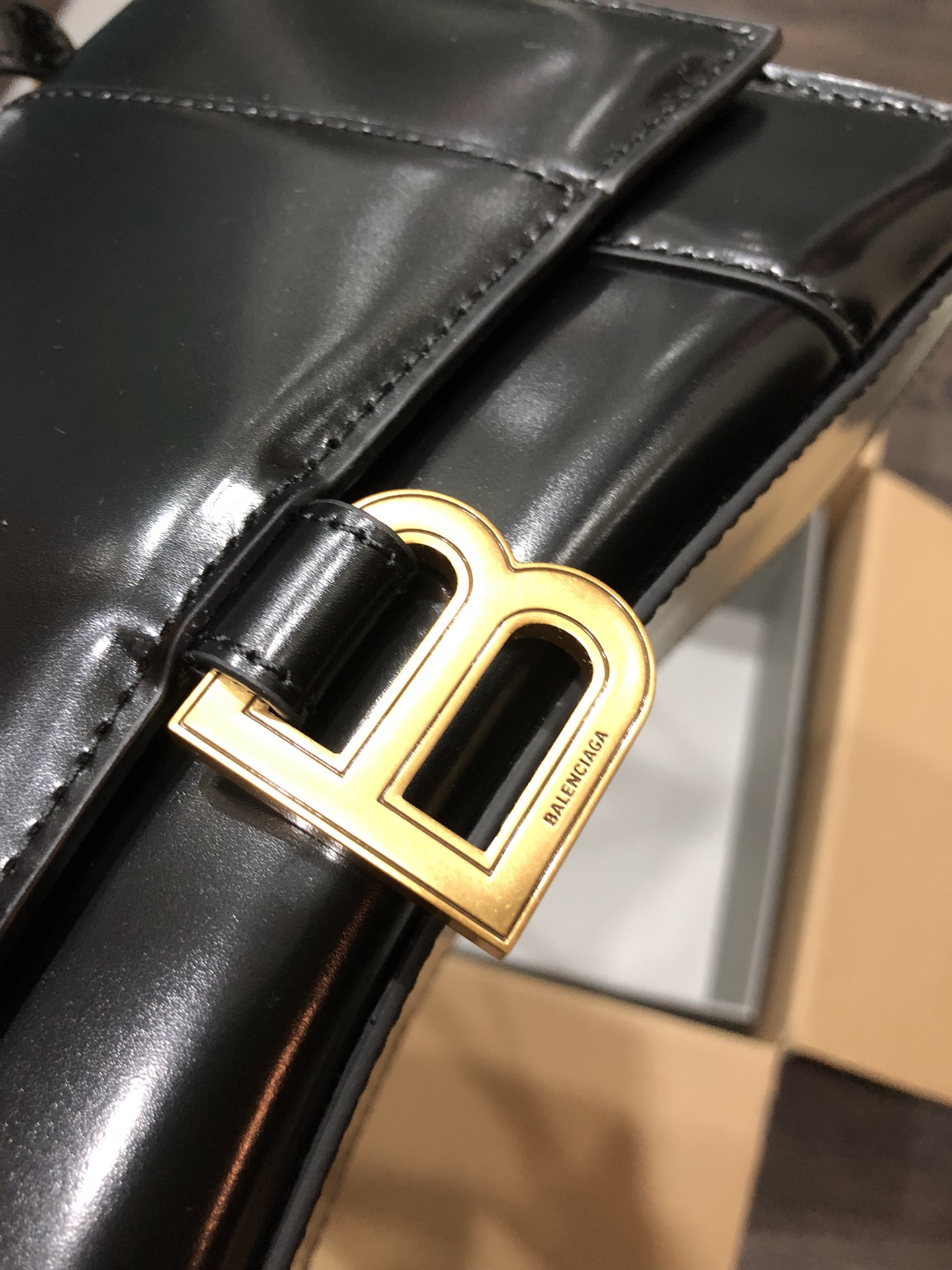 Ba*len*cia*ga hourglass bag-23x10x24cm