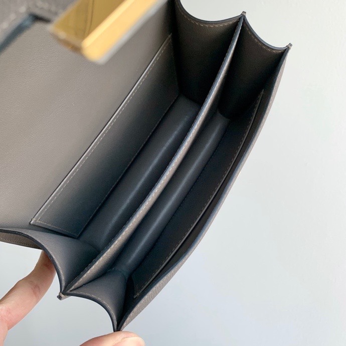 H**mes constance epsom leather-19cm