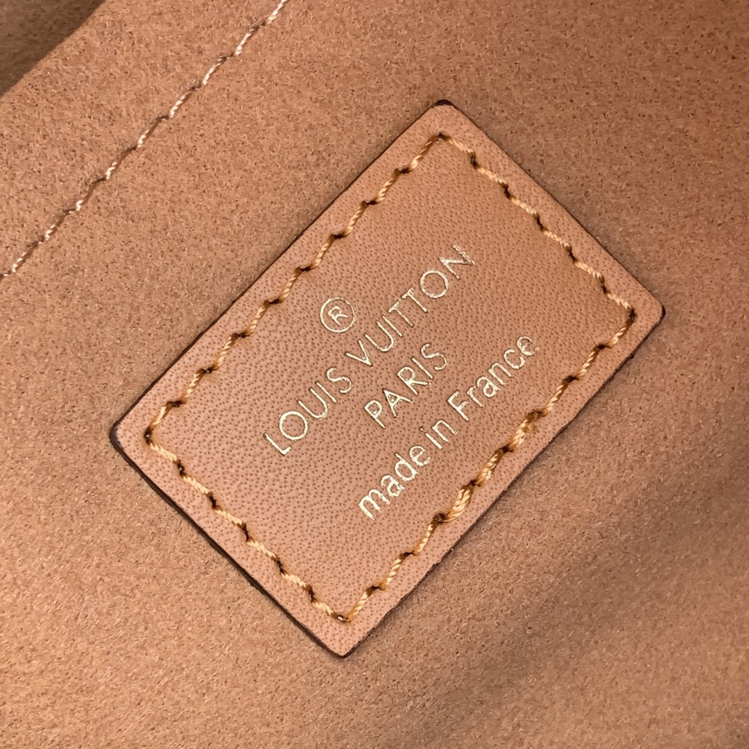 l0*is V*t0n onthego handbag-35*27*14cm