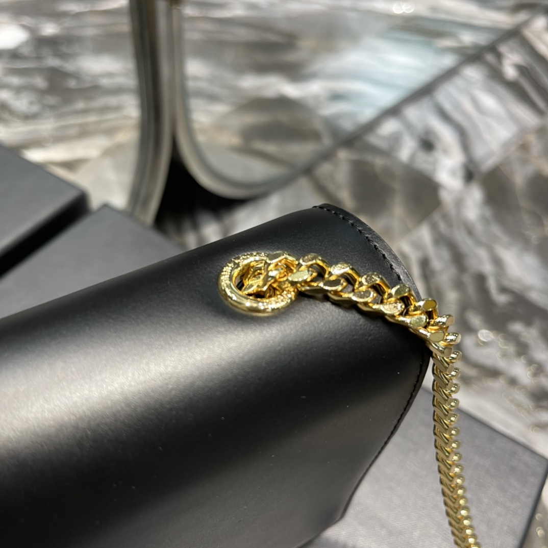 Y*L kate medium in smooth leather-24*14.5*5.5cm