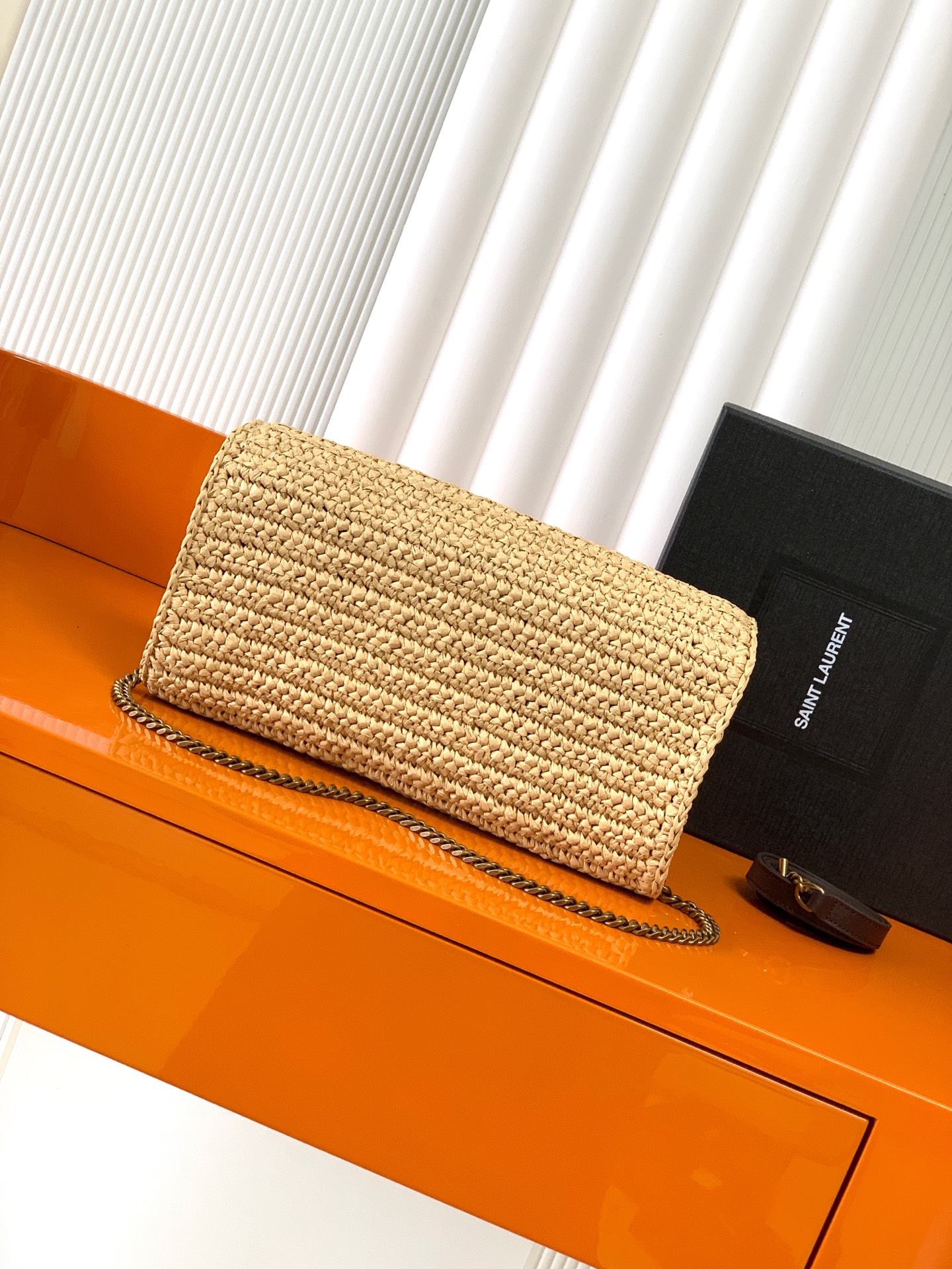 Y51 kate -26x13.5x4.5cm