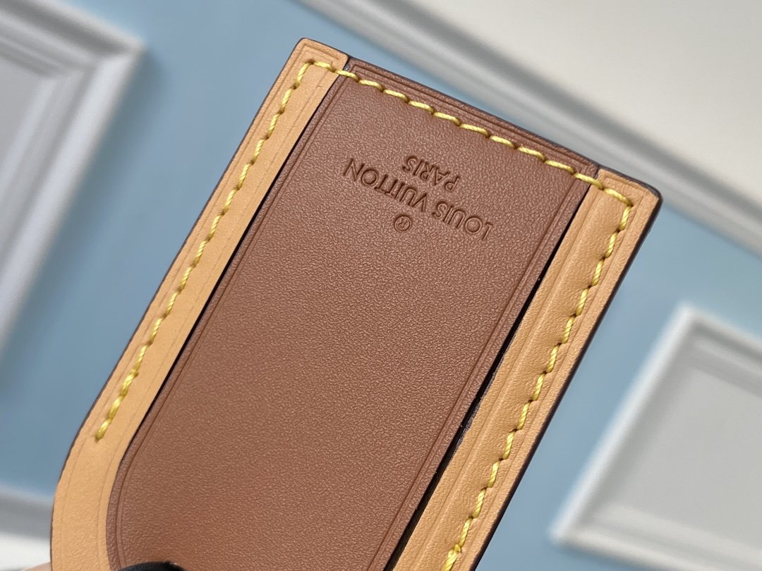 l0*is V*t0n keepall 50