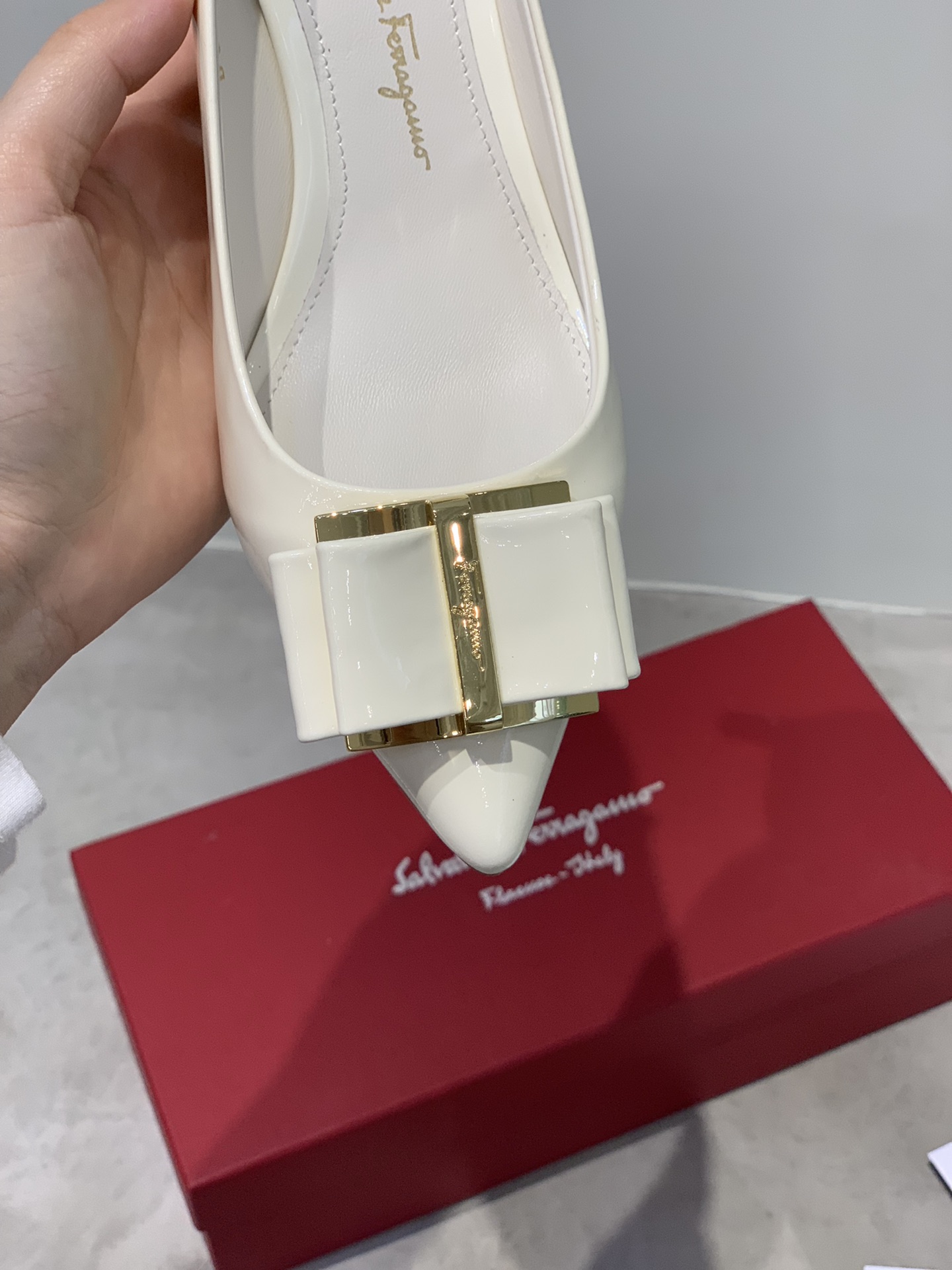Salvatore Ferragamo-7CM