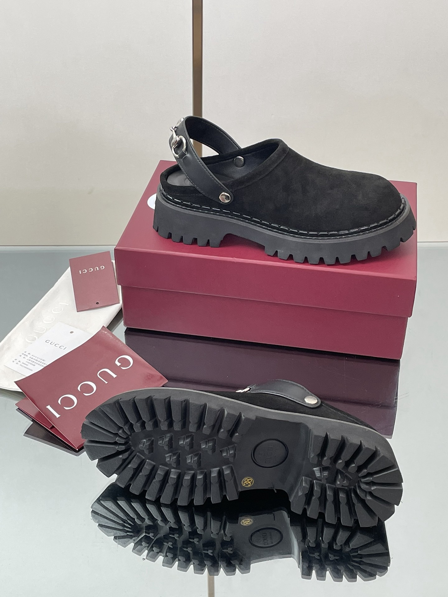Gvc*1 Loafers