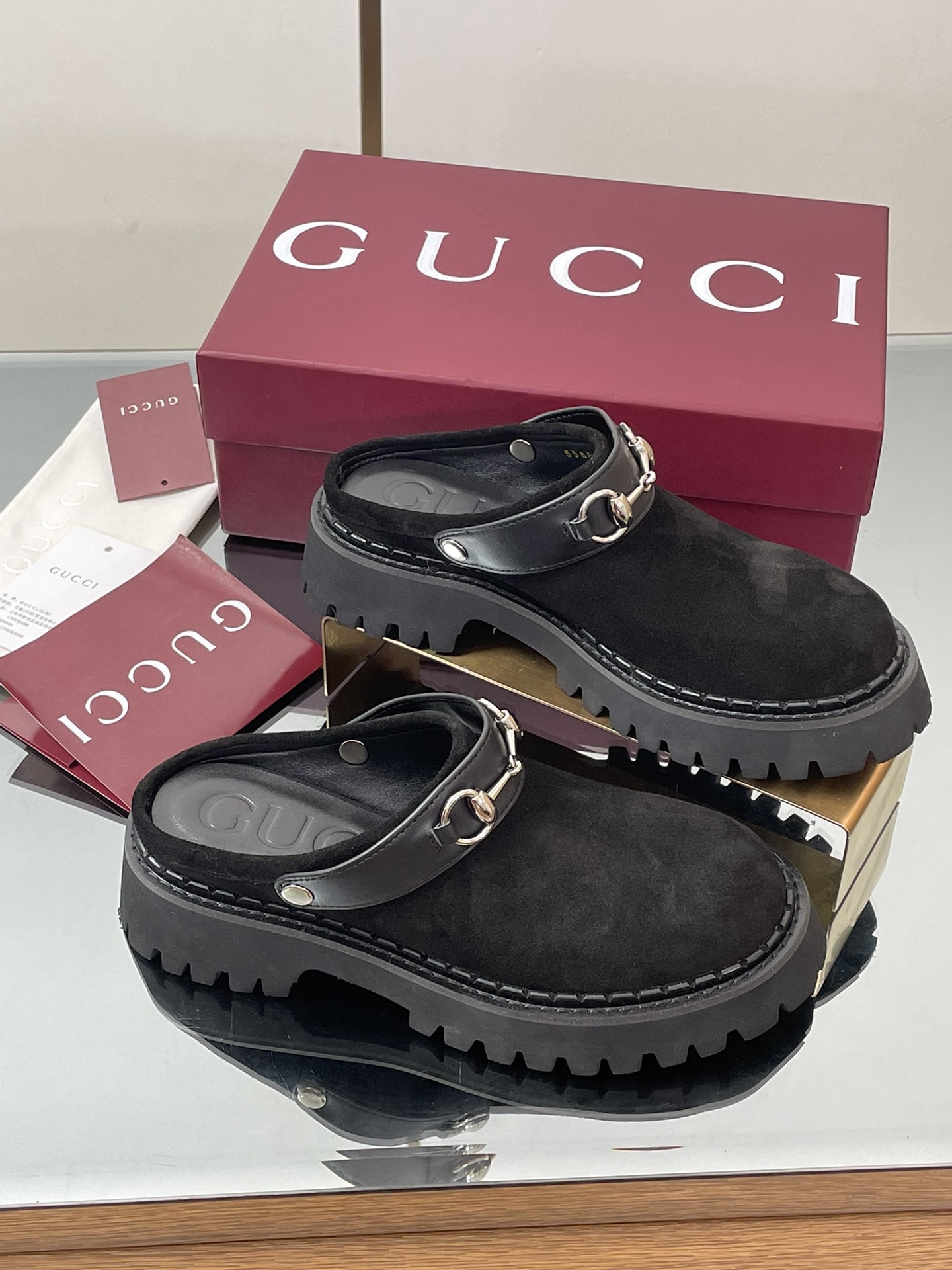 Gvc*1 Loafers