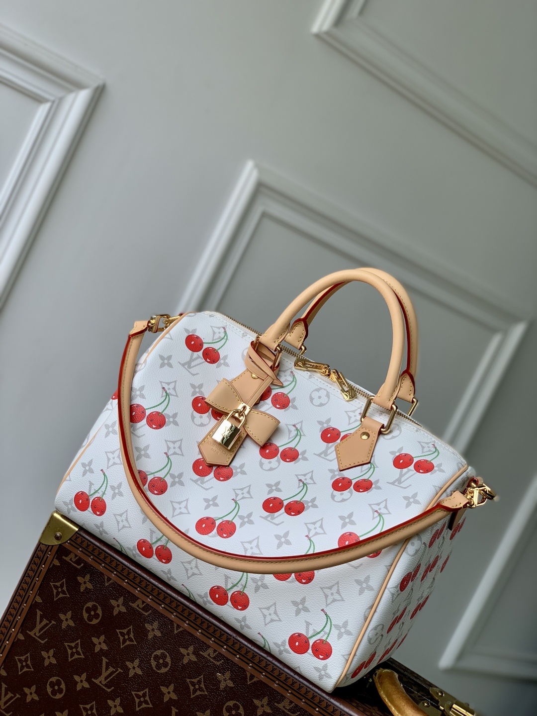 L0vis Vvtt0n Speedy Soft 30 Bag -21 x 17 x 30CM