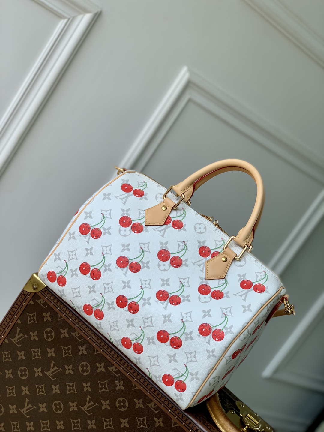L0vis Vvtt0n Speedy Soft 30 Bag -21 x 17 x 30CM