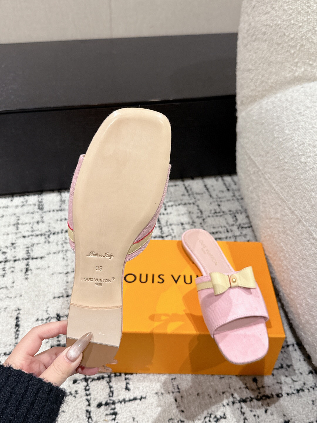 L0vis Vvtt0n 25SS Sandals