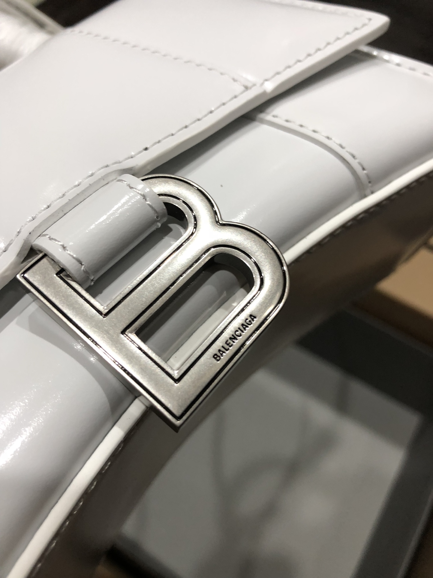 Ba*len*cia*ga small hourglass bag-13*8*19cm