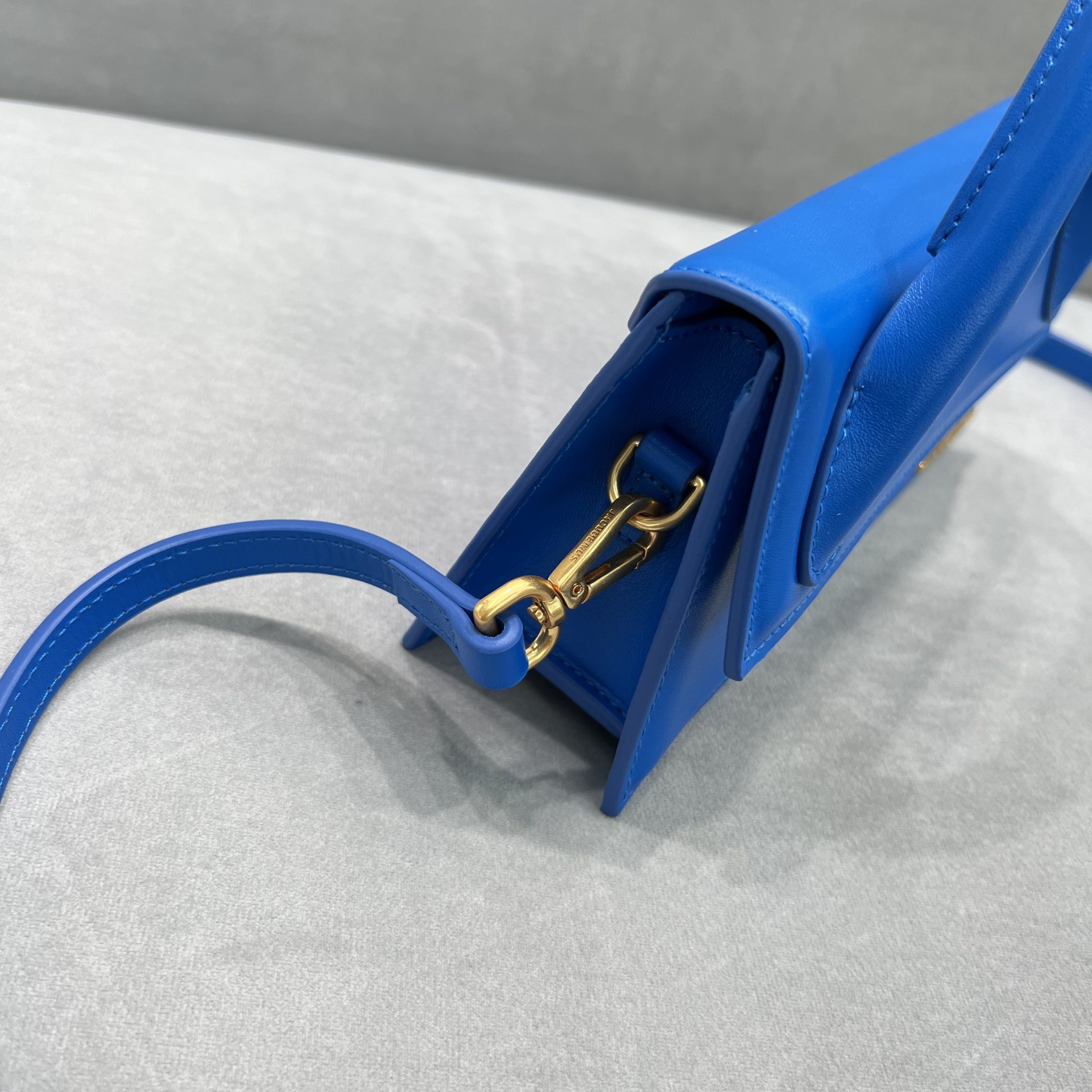 Ja*qvemvs handbags-21*10*6cm