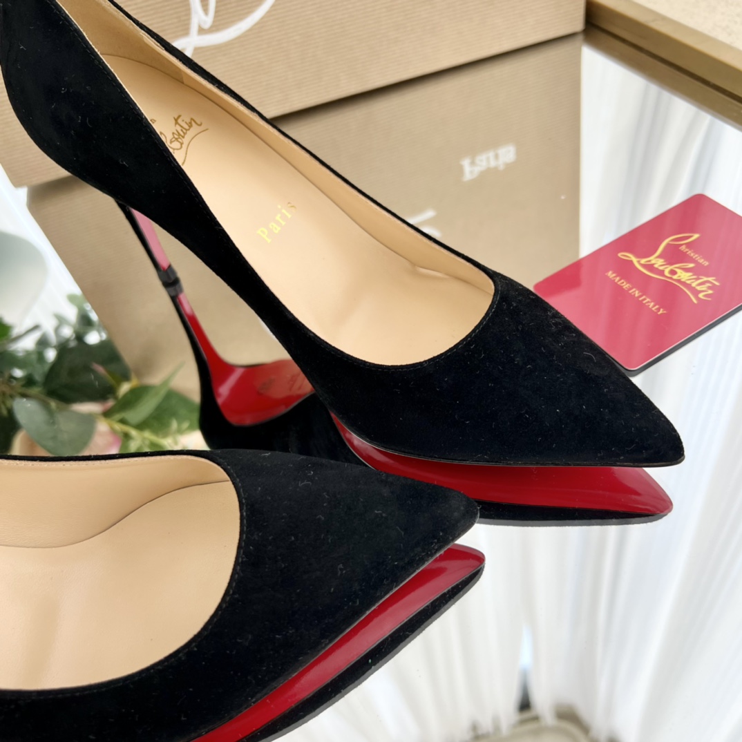 Ch**an louboutin heels