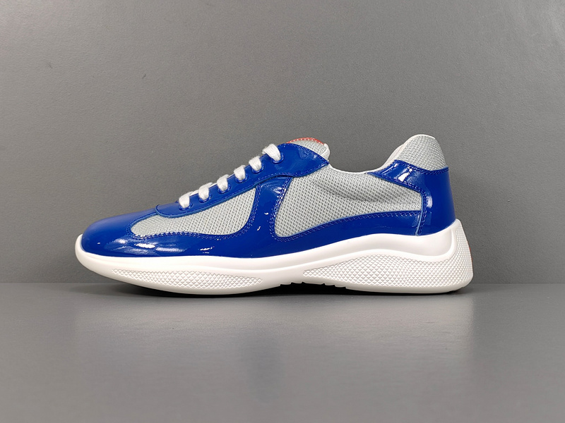 Pra*a Sneakers