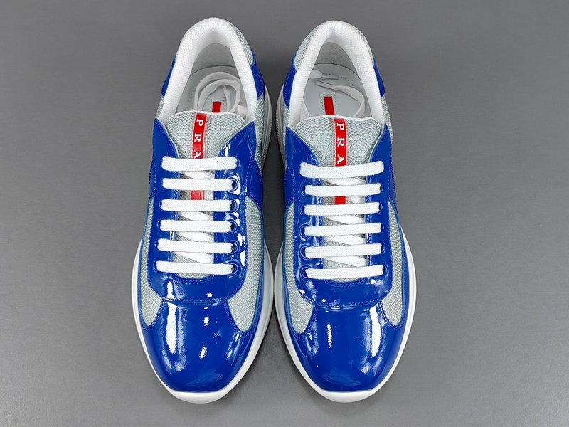 Pra*a Sneakers