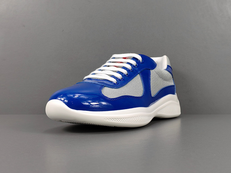 Pra*a Sneakers