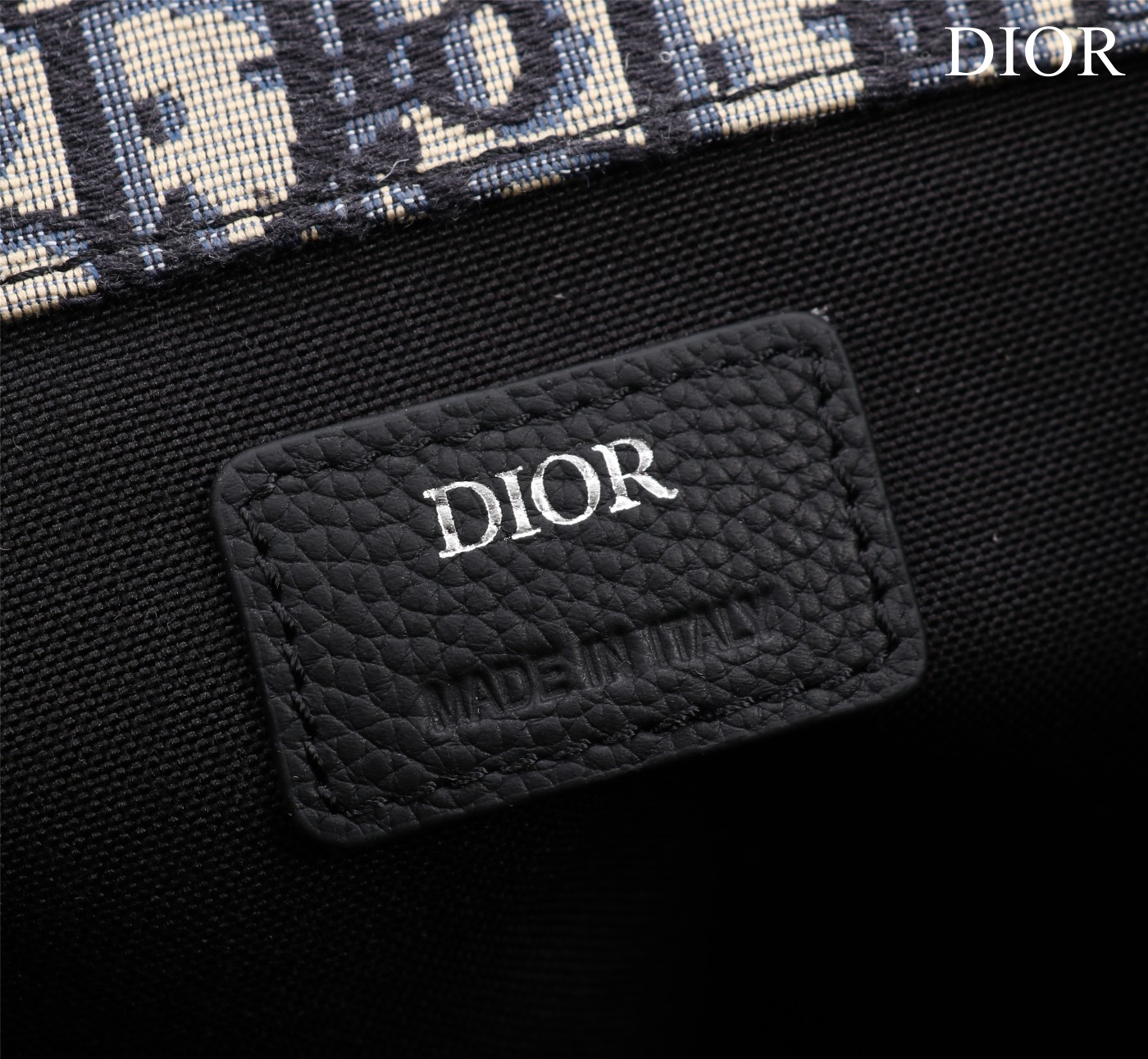 D*or backpack-26.5 x 41.5 x 17.5cm