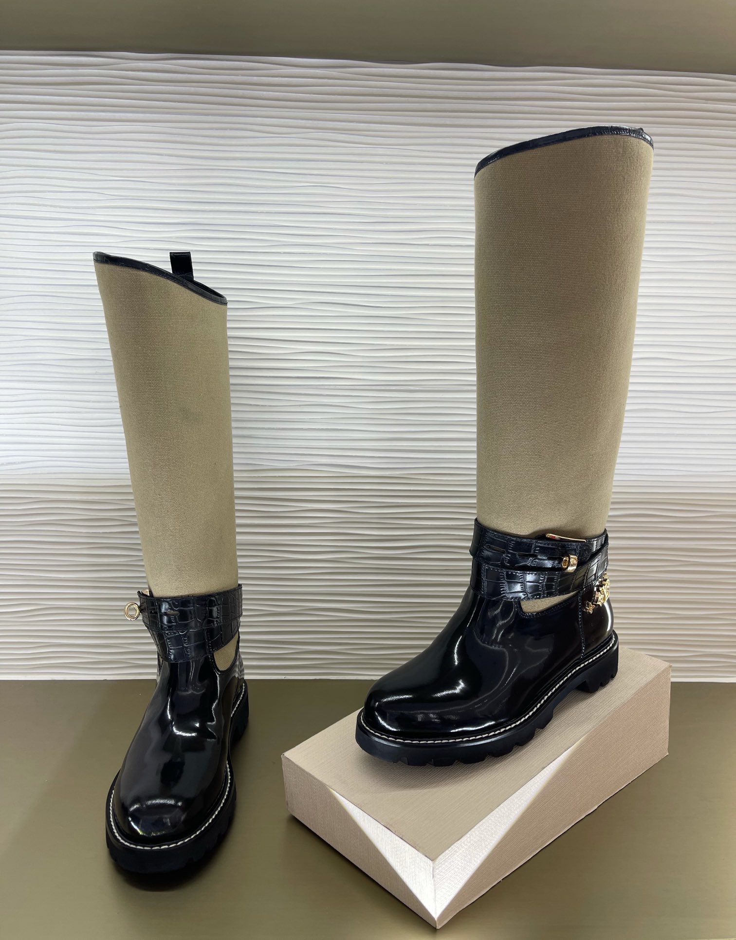 l0*is V*t0n boots(eu35-42)