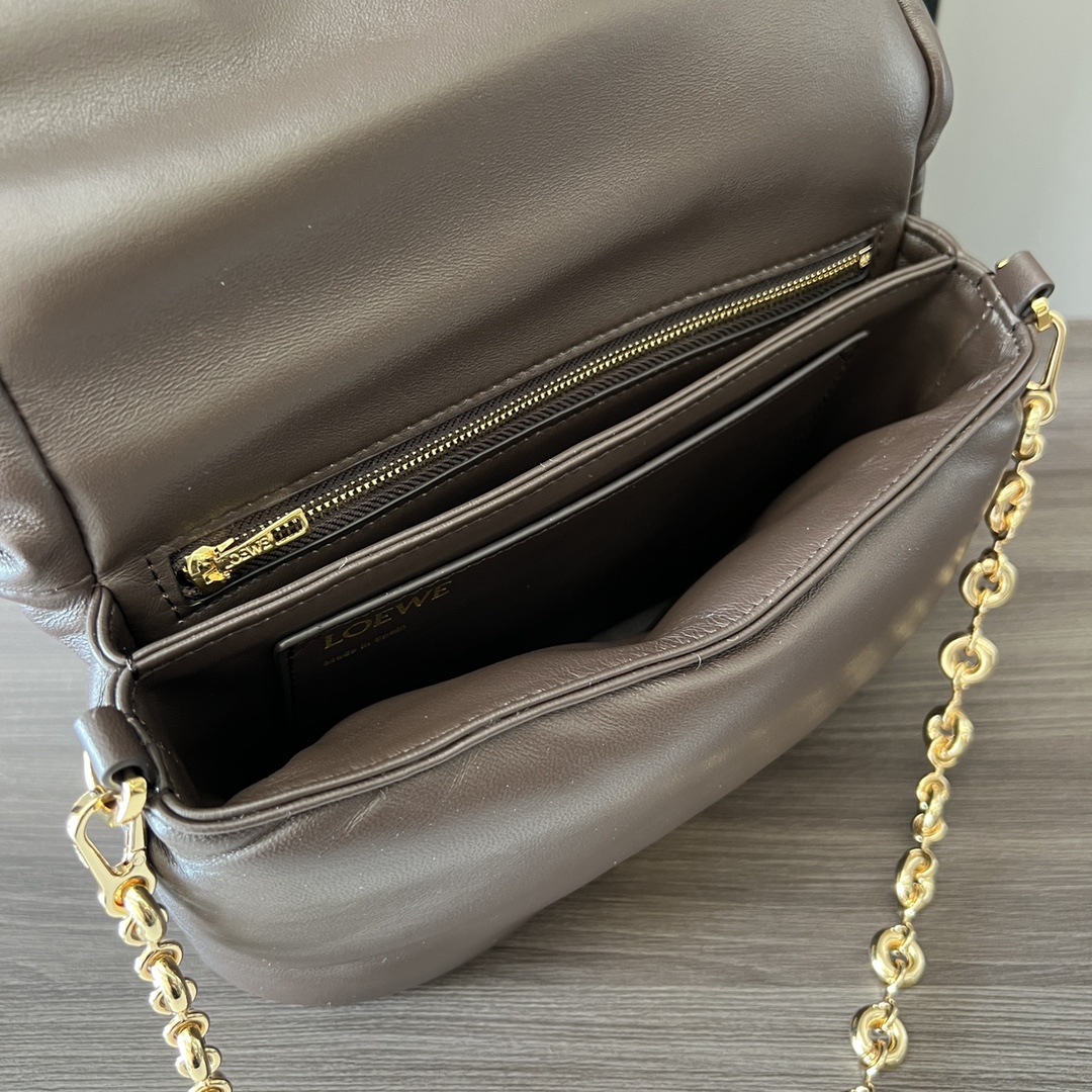 L0ew* puffer goya bag-23*13*6cm