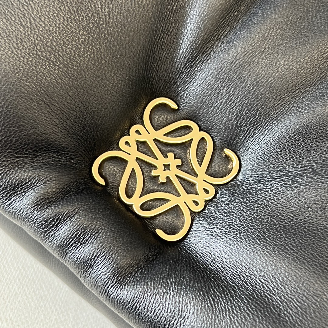 L0ew* puffer goya bag-23*13*6cm