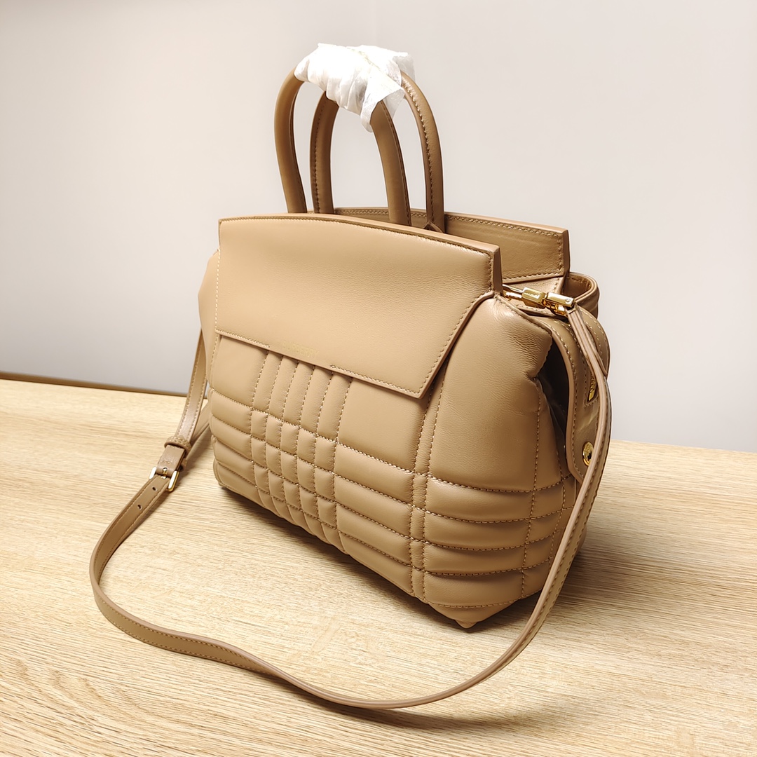 B**rry tote bag-28 x 13 x 23cm