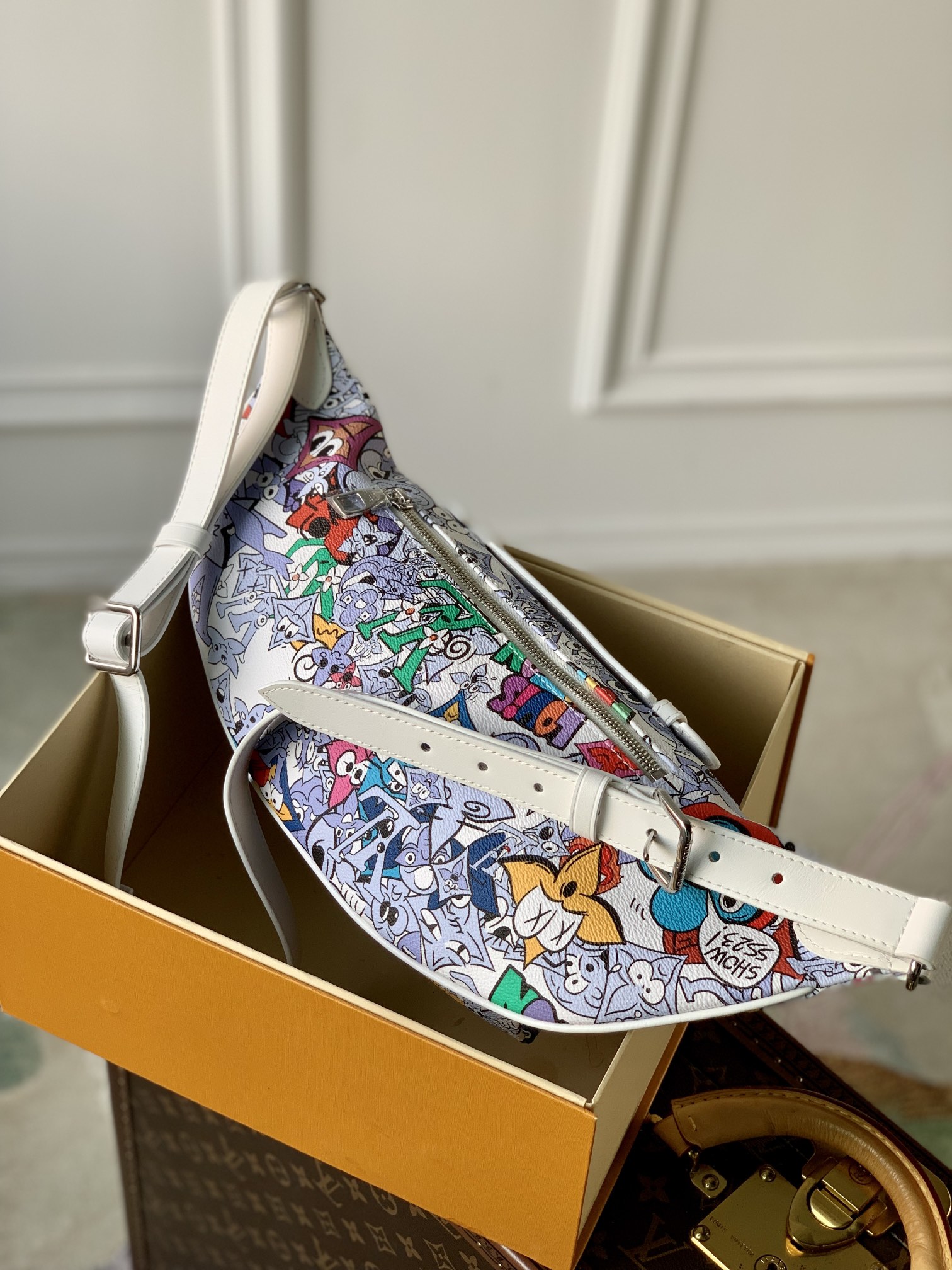 l0*is V*t0n bum bag-m21862-50*15.5 *4cm