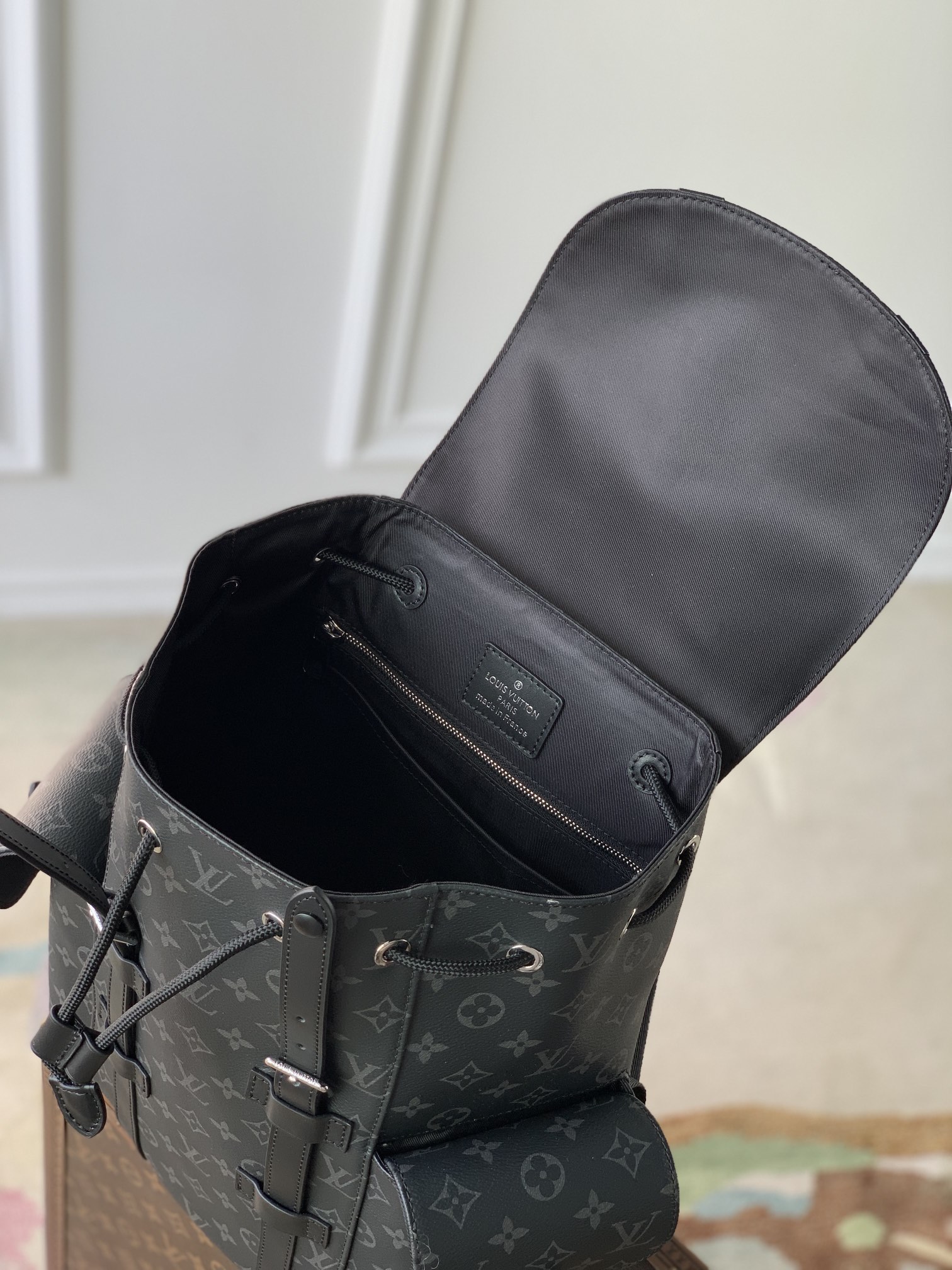 l0*is V*t0n christopher backpack m46247-32*39*12cm