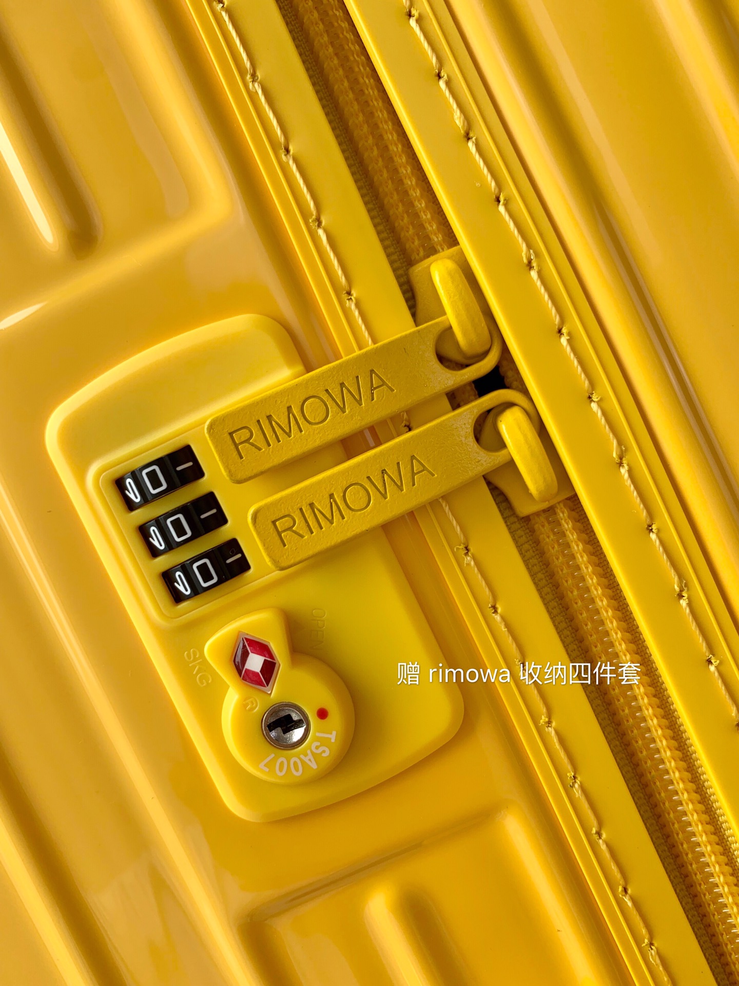 r1m0wa essential ttrunk plus lU*gage-29&31inch