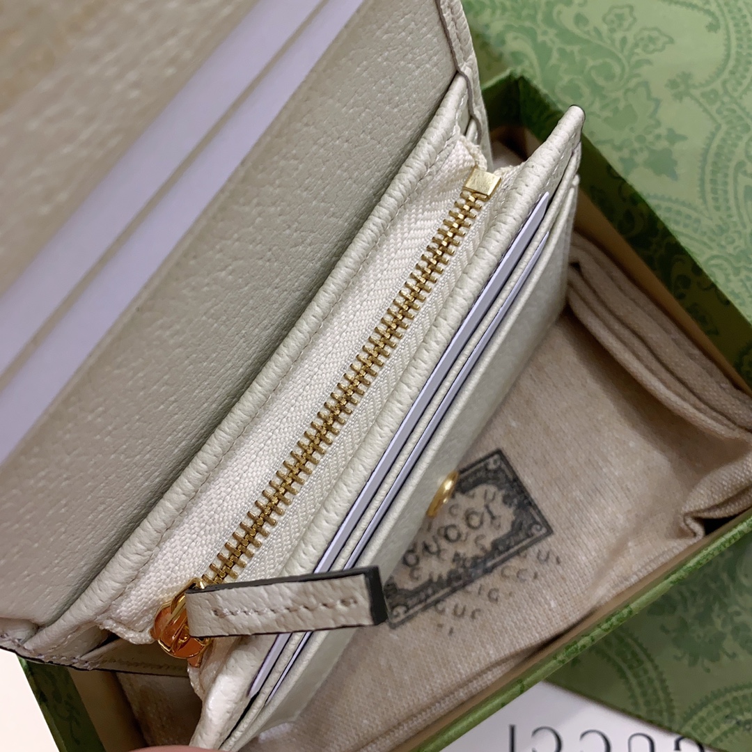 G*u*i wallet-11x8.5x3cm