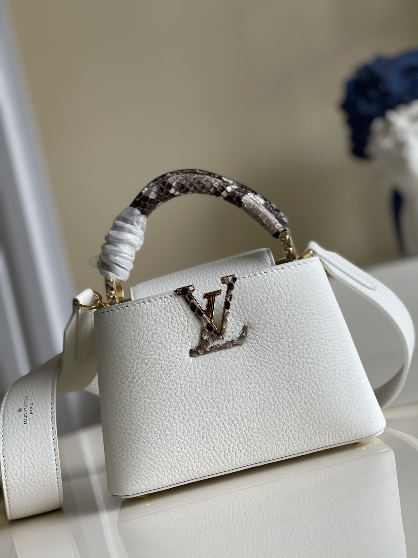 l0*is V*t0n mini capucines handlebag-21*14*8cm