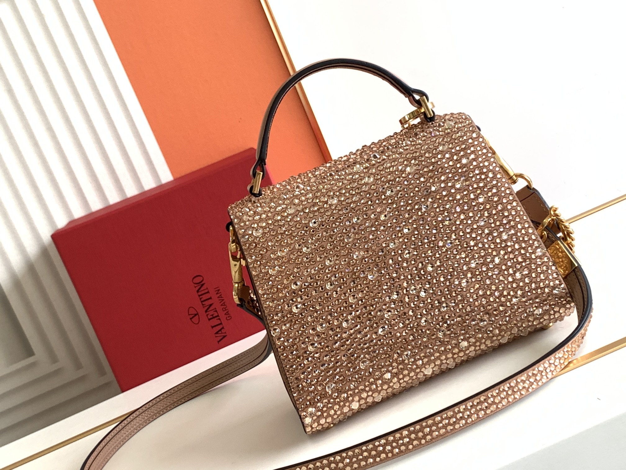 Va1e*ntin0 garavani vsling bags-19*13*9 cm