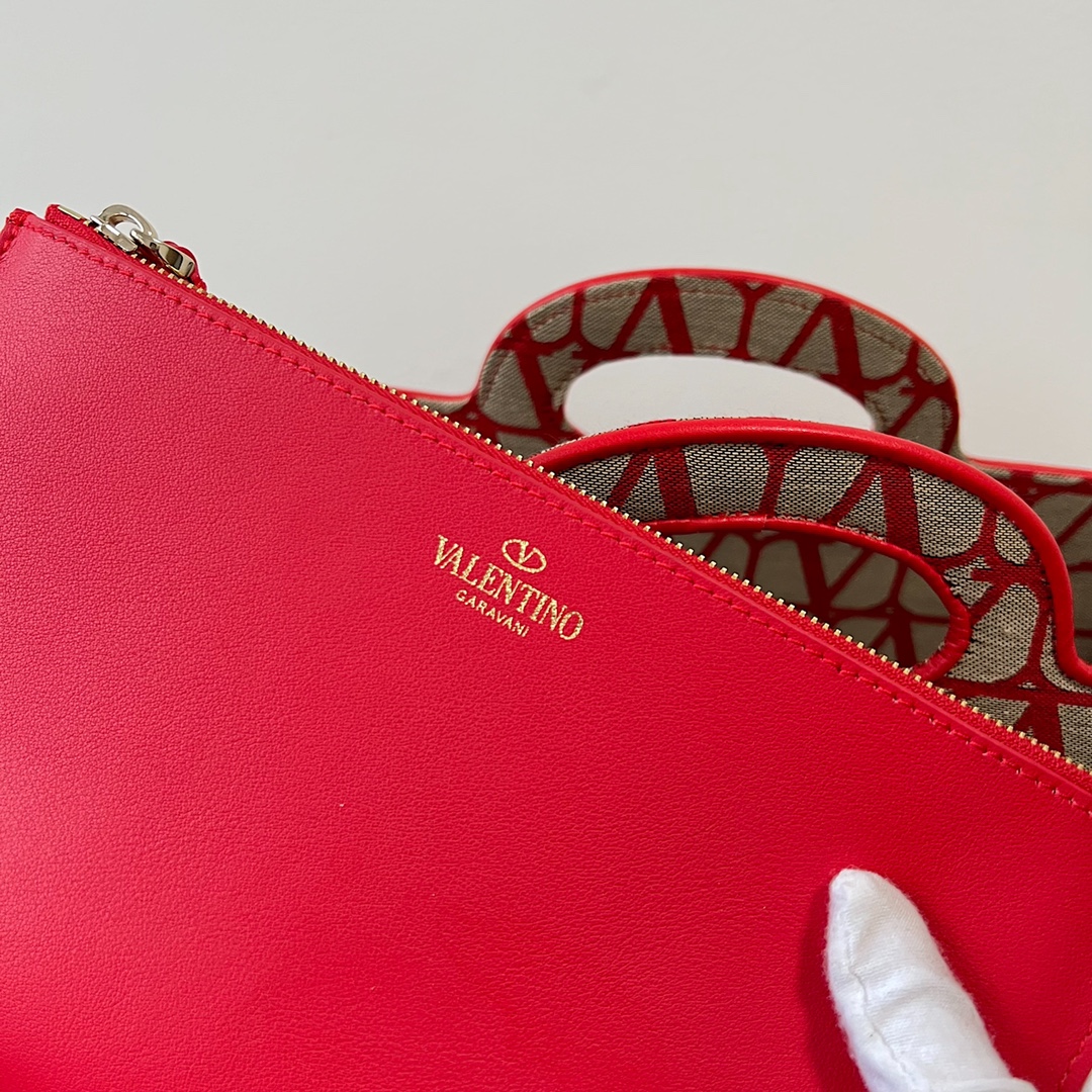 Va1e*ntin0 garavani la troisième toile iconographe -40*25*17cm