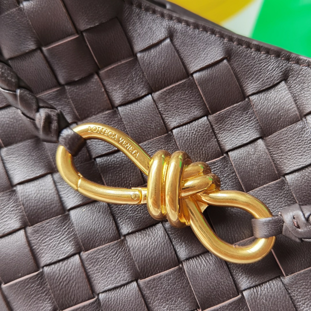 bo*te*ga Ve*ne*tatote-22*25*10.5cm