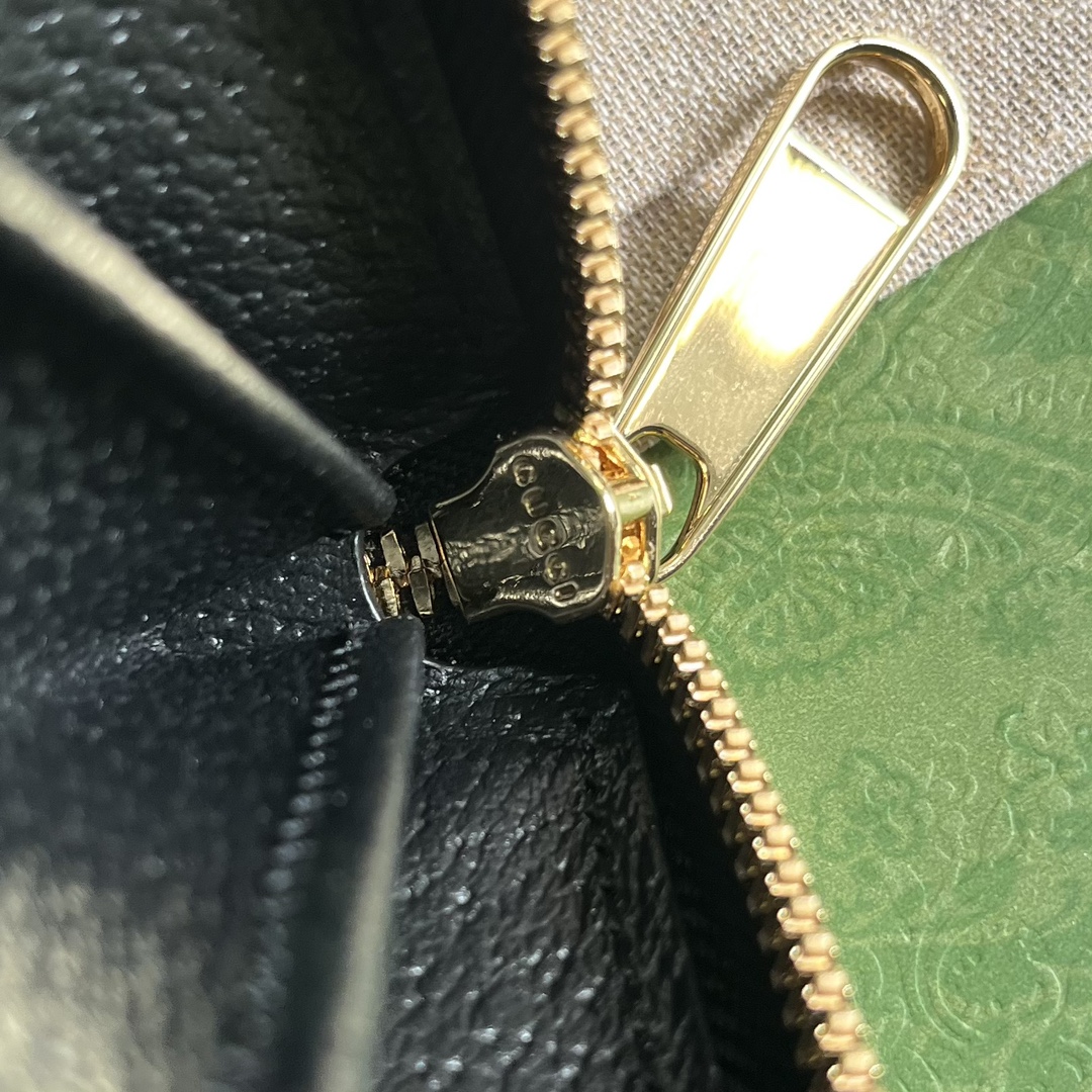 G*u*i wallet-19.5*11*3cm