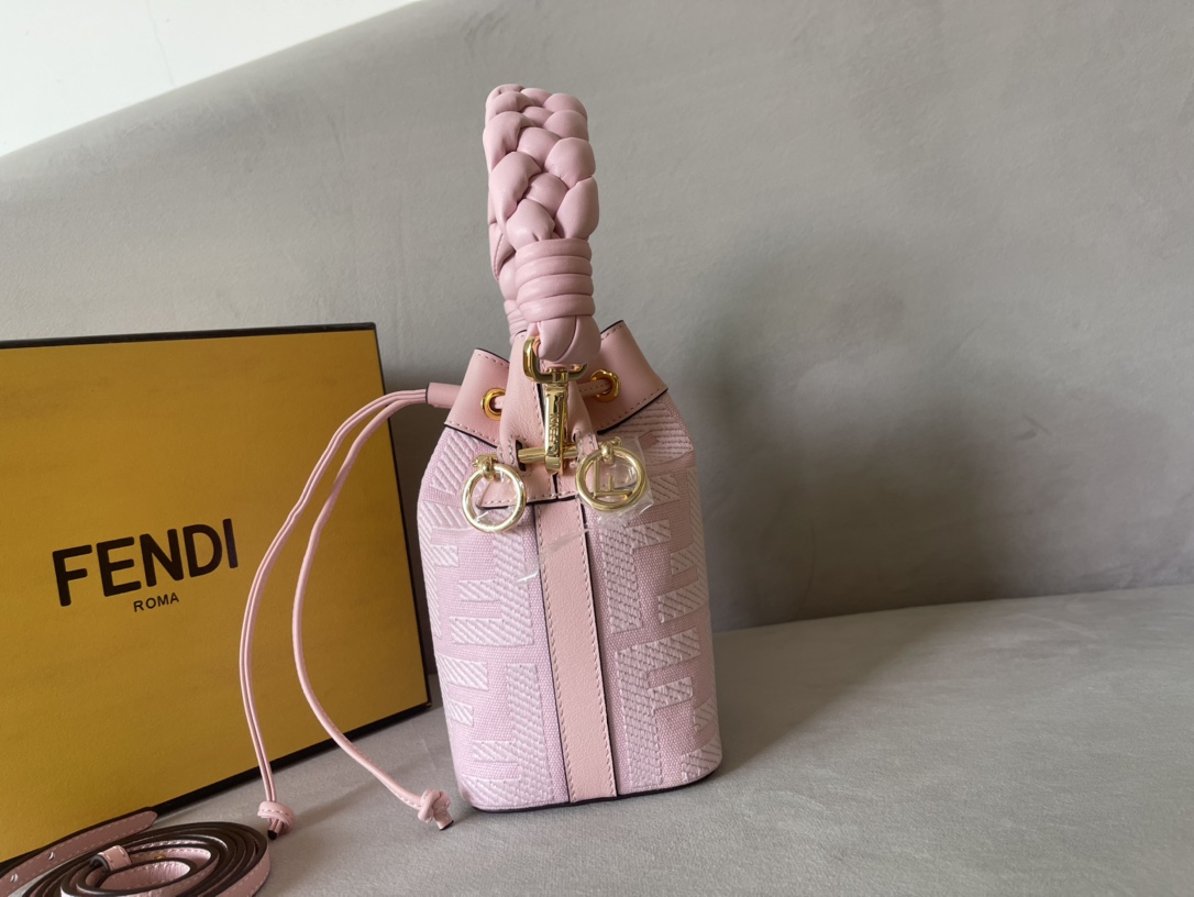 F**di mini mon tresor bag -12x18x10cm