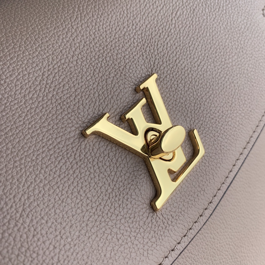 l0*is V*t0n lockme ever m51395-31*46*17cm